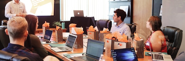 mk体育股份公司团队诚挚寄语与品牌理念展示